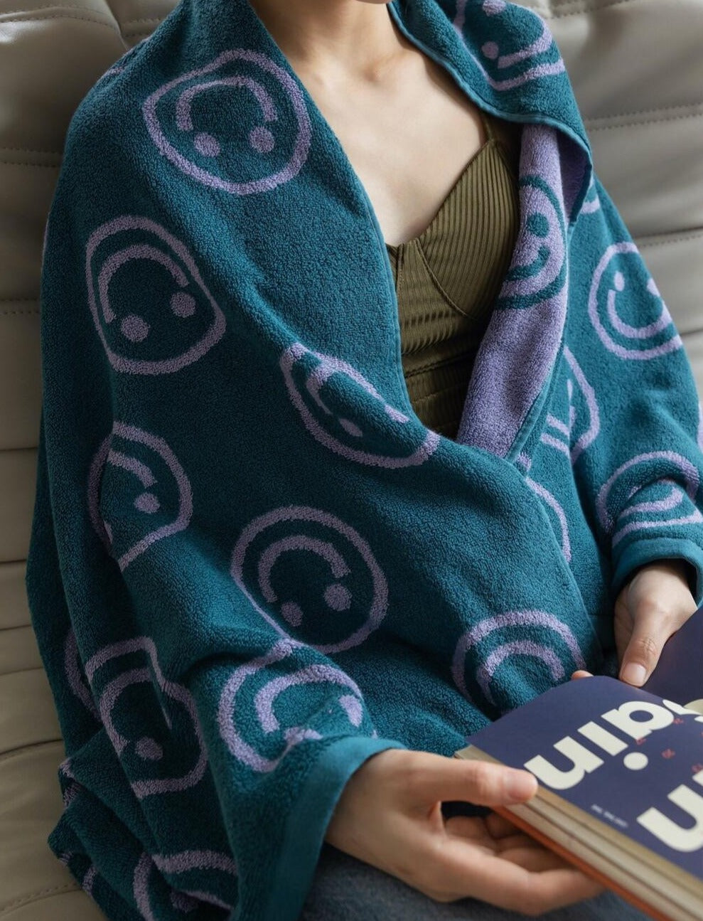 Reversible Smiley Towel | Stornfield