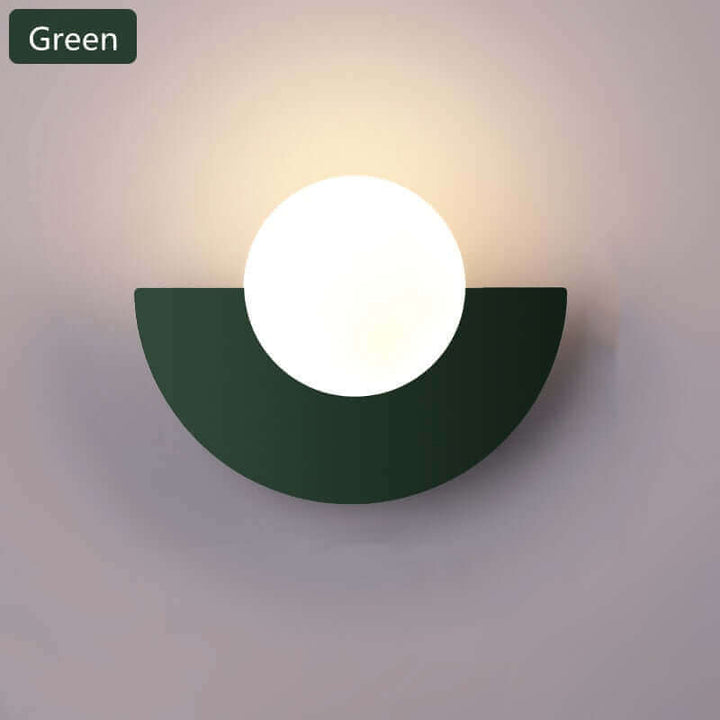 Stornfield | Half-moon metal wall light. Available in 2 different sizes and various colours.