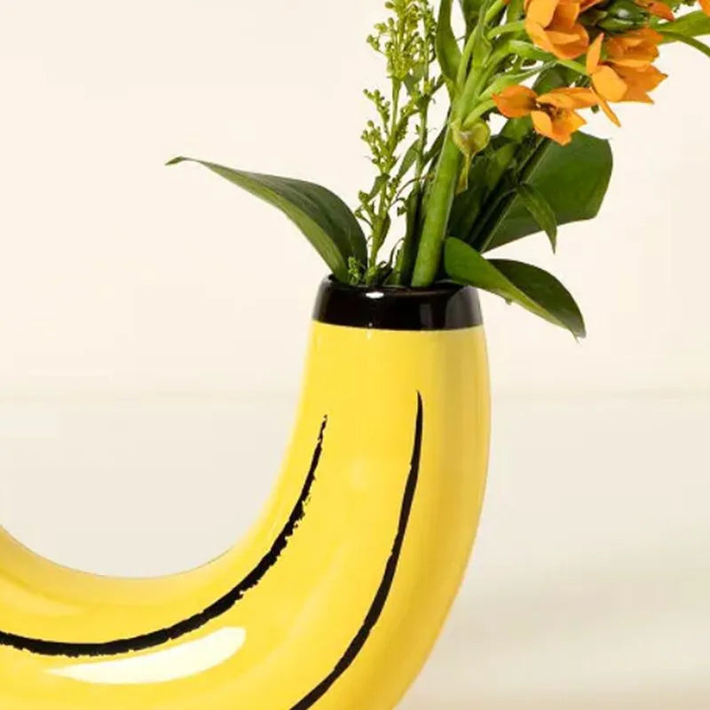Banana Vase | Stornfield