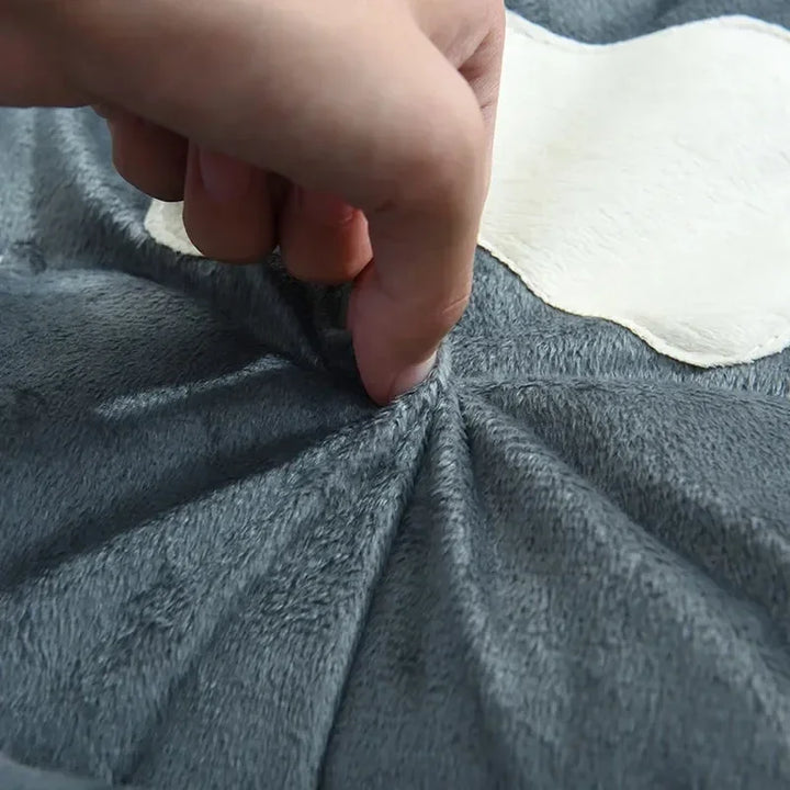 Modern and cozy linen dog bed Stornfield
