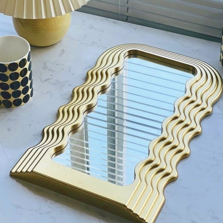 Stornfield | Shockwave Mirror Retro