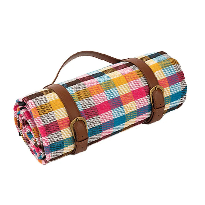 NovaPlaid | Waterproof foldaStornfielde picnic Stornfieldanket with carry strap | Stornfield