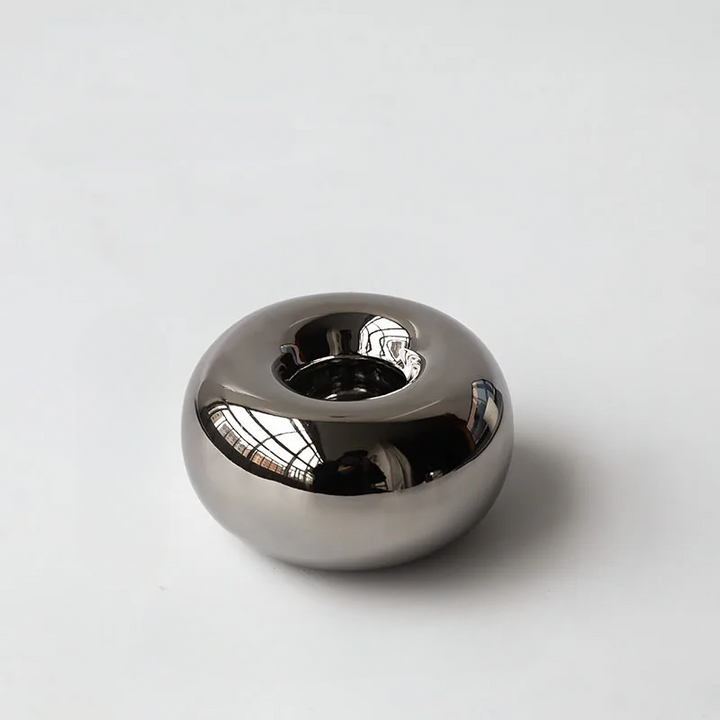 Elegant Silver Candle Holder with Minimalist Design | Stornfield