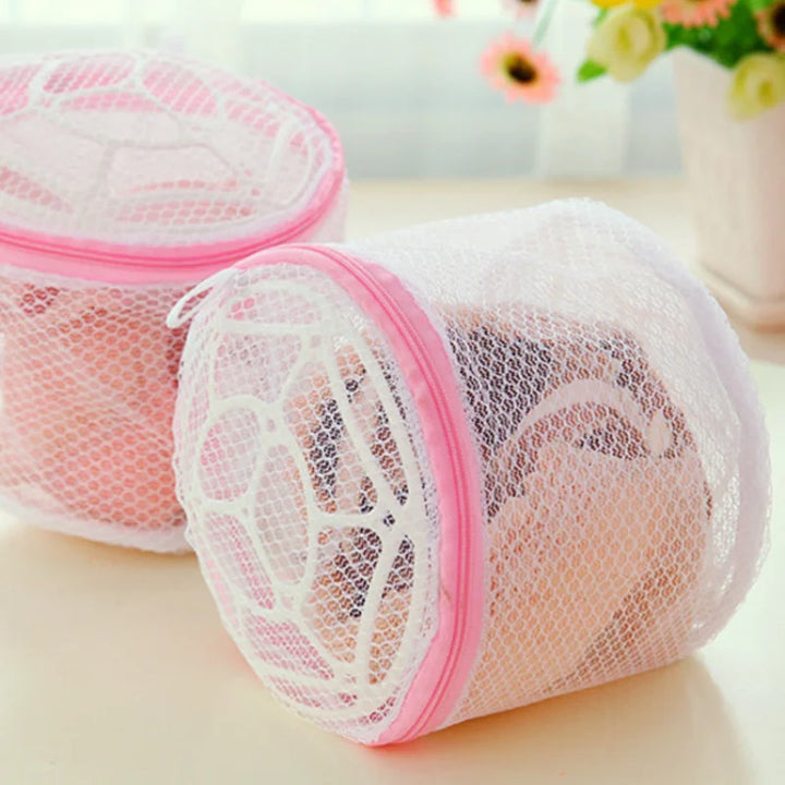 LaceGuard – Premium Laundry Bag for Lingerie & Organizer Stornfield