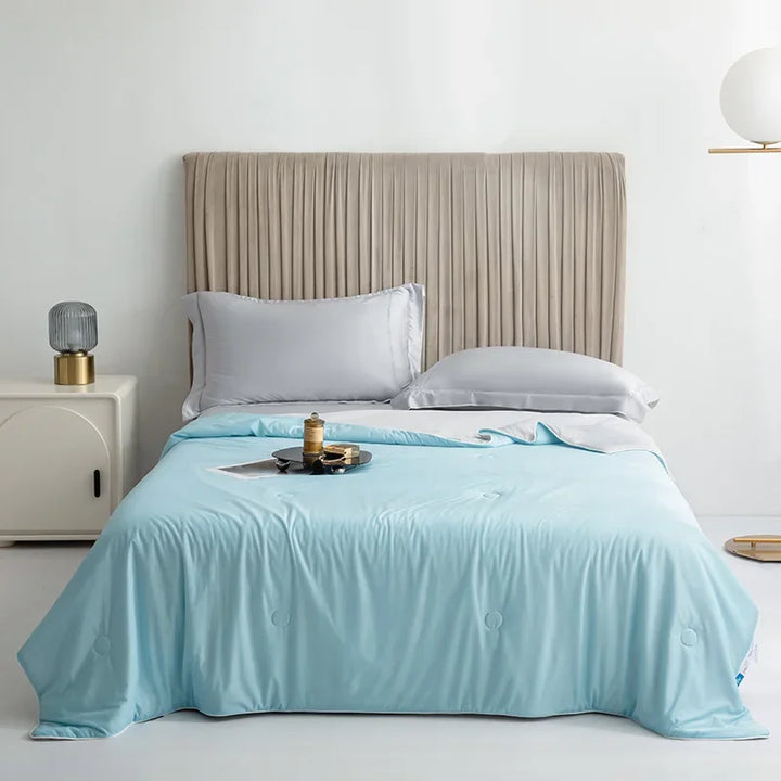 ChillLux Cooling Blanket | Double-sided cooling for warm nights | Stornfield