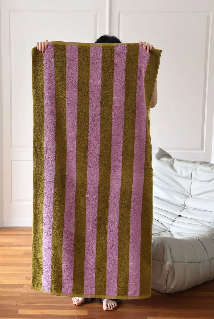 RetroStripe Luxe Cotton Towel – Striped Cotton Towel in Hotel Quality | Stornfield