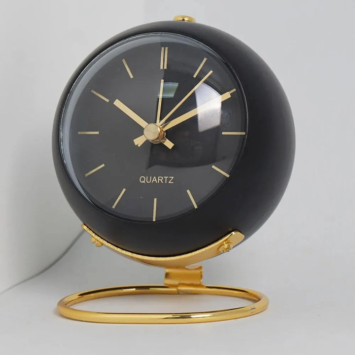 Minimalistic Scandinavian Desk Clock with Silent Quartz Movement | Stornfield
