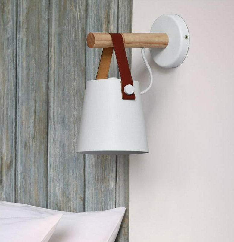 Stornfield | Nordic Wooden Wall Lamp
