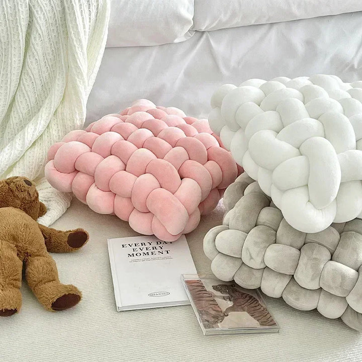 Thick woven knot cushion | Stornfield