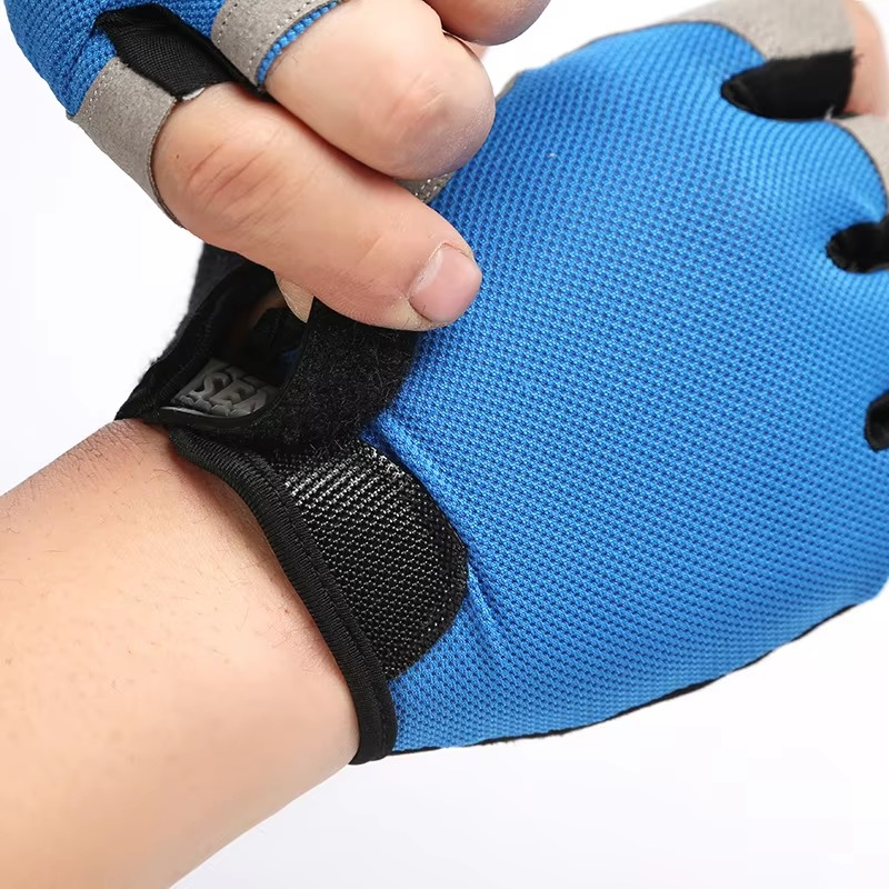 Stornfield | Breathable Anti Slip Shock Absorbing Half Finger Cycling Gloves