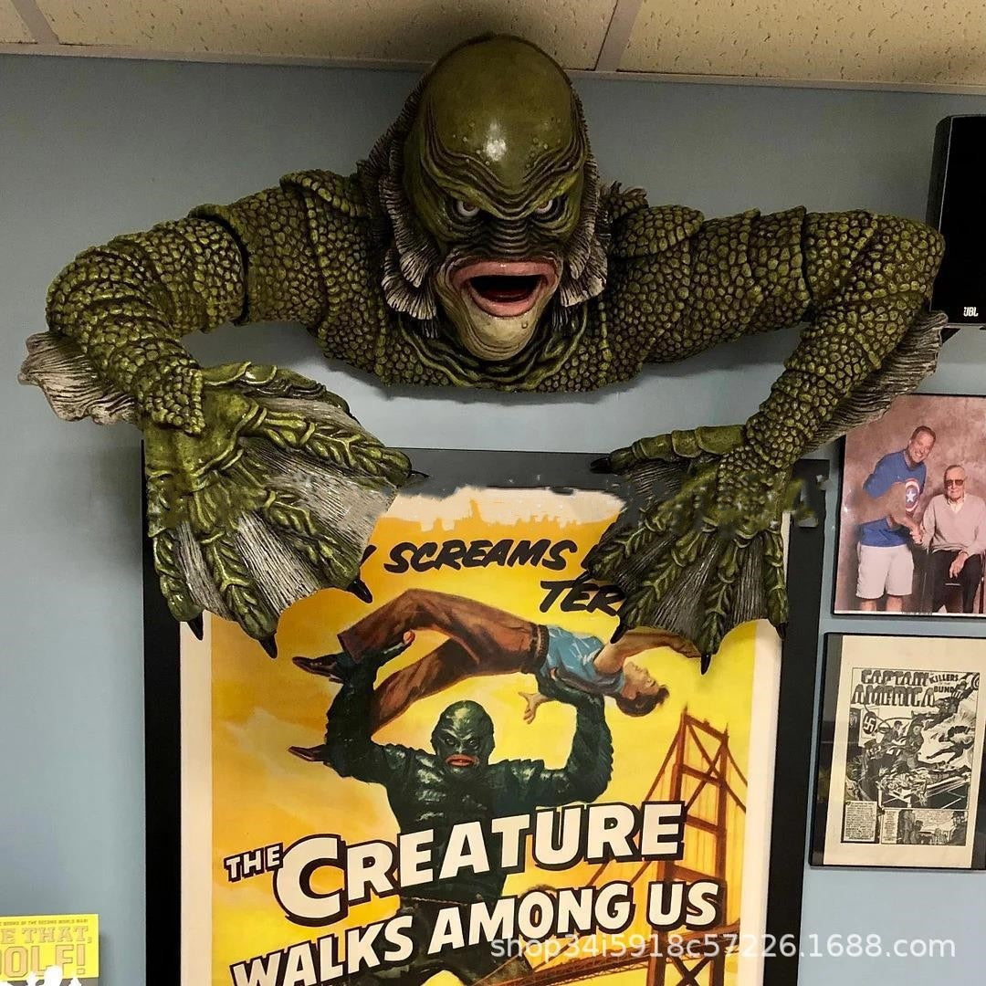Stornfield | Creature The Black Lagoon Tomb Sculptures Figurine Garden Building Outdoor Decorations Statue Monster Man Halloween Decoration