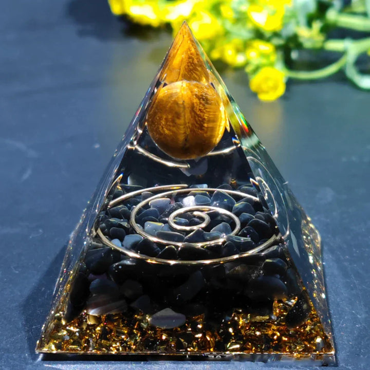 Orgonite Pyramid with Amethyst Pendulum – Energy, Protection and Decoration | Stornfield