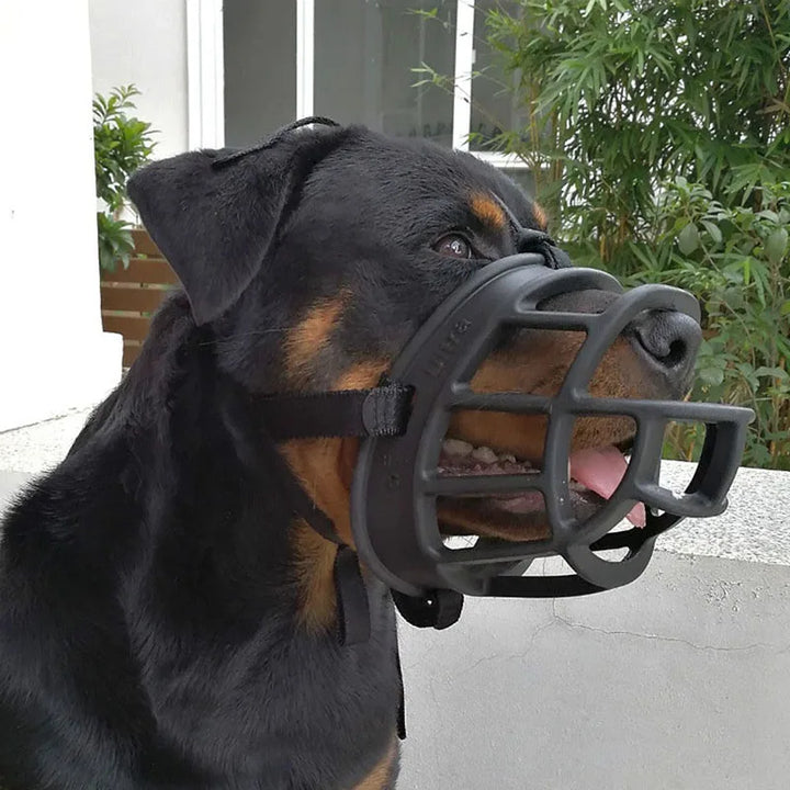 Stornfield | Adjustable Silicone Dog Muzzle | Anti-Bite, Training & Barking Control