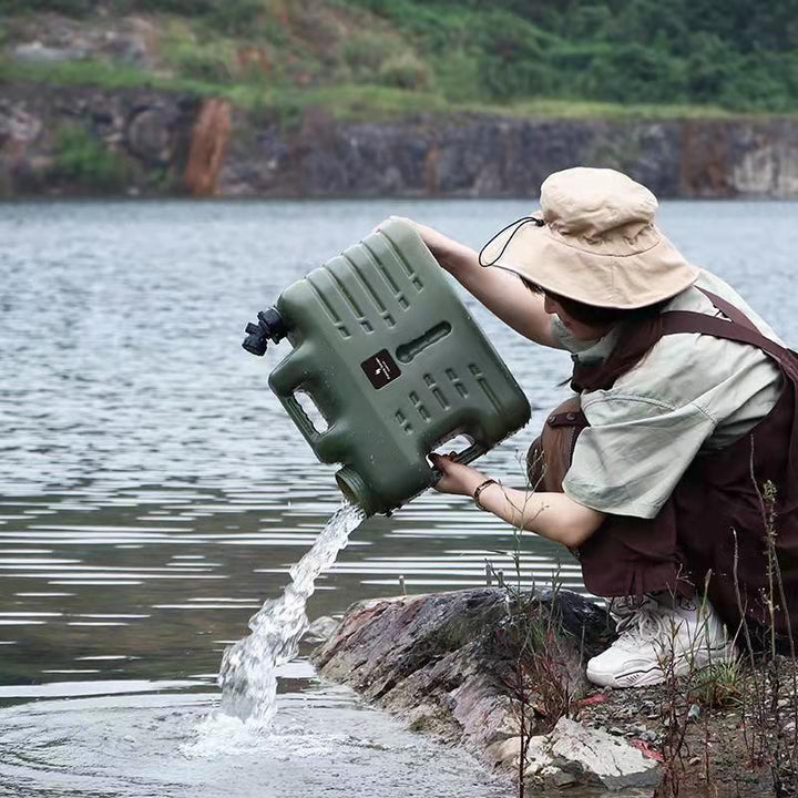 Portable Built-in Tap Camping Water Tank | Stornfield