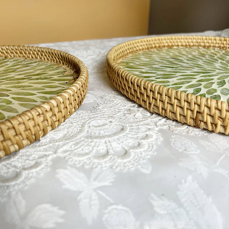 Stornfield | Lotus Leaf-Shaped Rattan and Shell Fruit Platter
