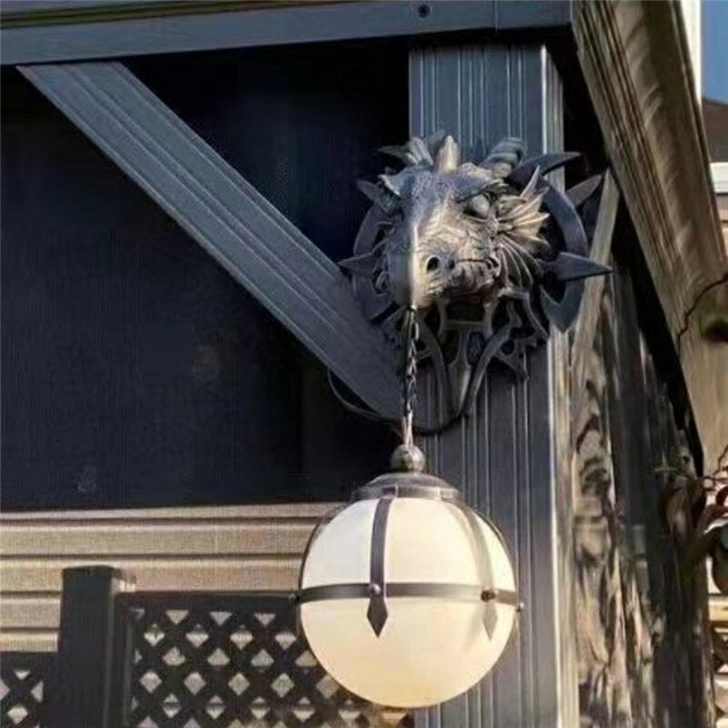 Stornfield | LED Lantern with Resin Dragon Head for a Unique Halloween Decoration