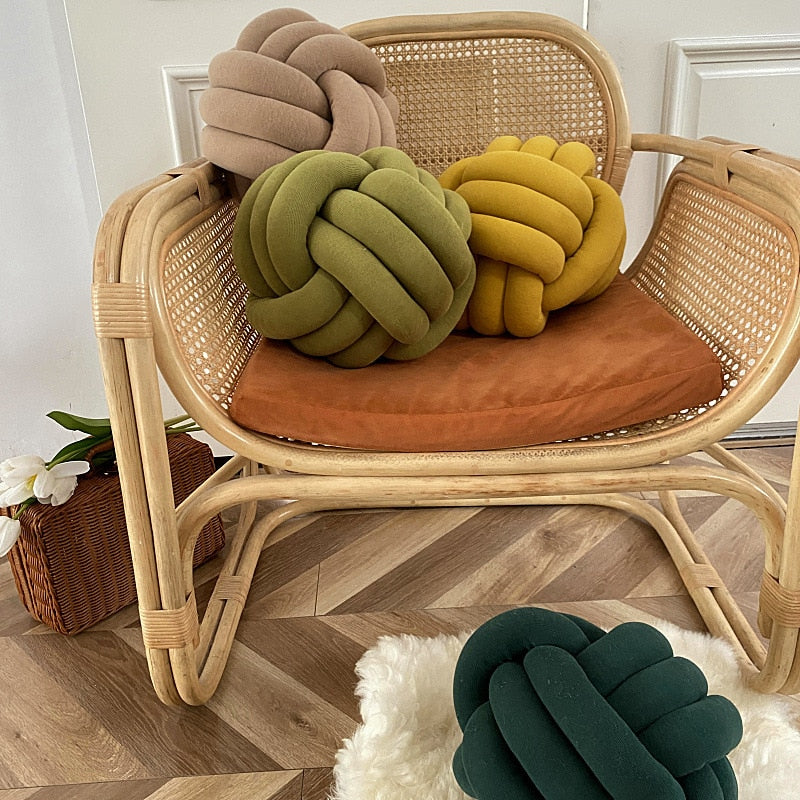 Stornfield | Knot Cushion