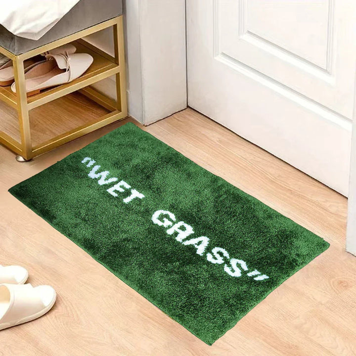 FreshLawn Comfort Mat – Trendy "Wet Grass" Doormat in Green with Soft Plush | Stornfield