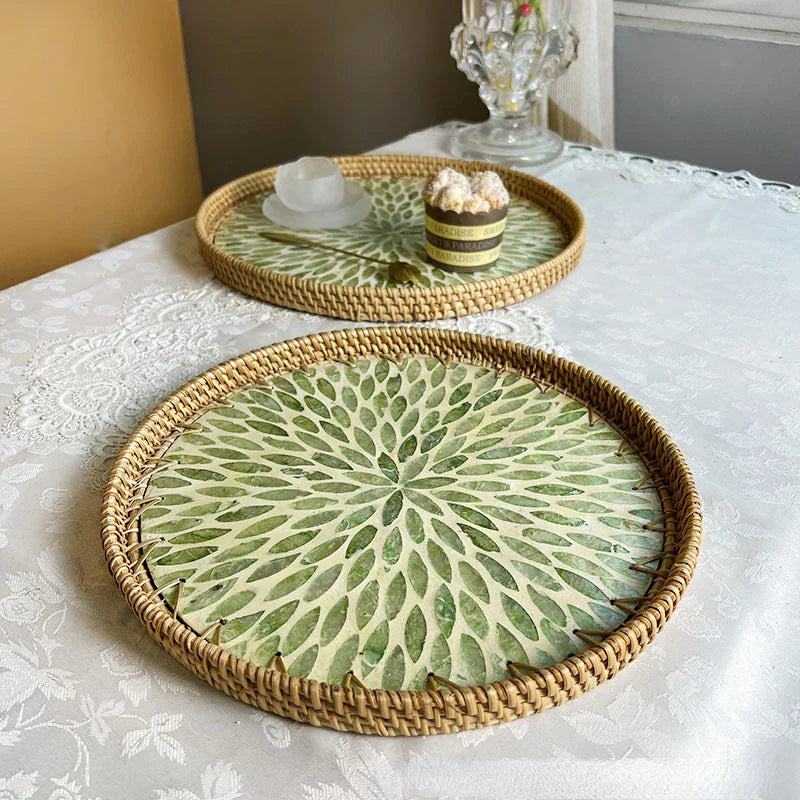 Stornfield | Lotus Leaf-Shaped Rattan and Shell Fruit Platter