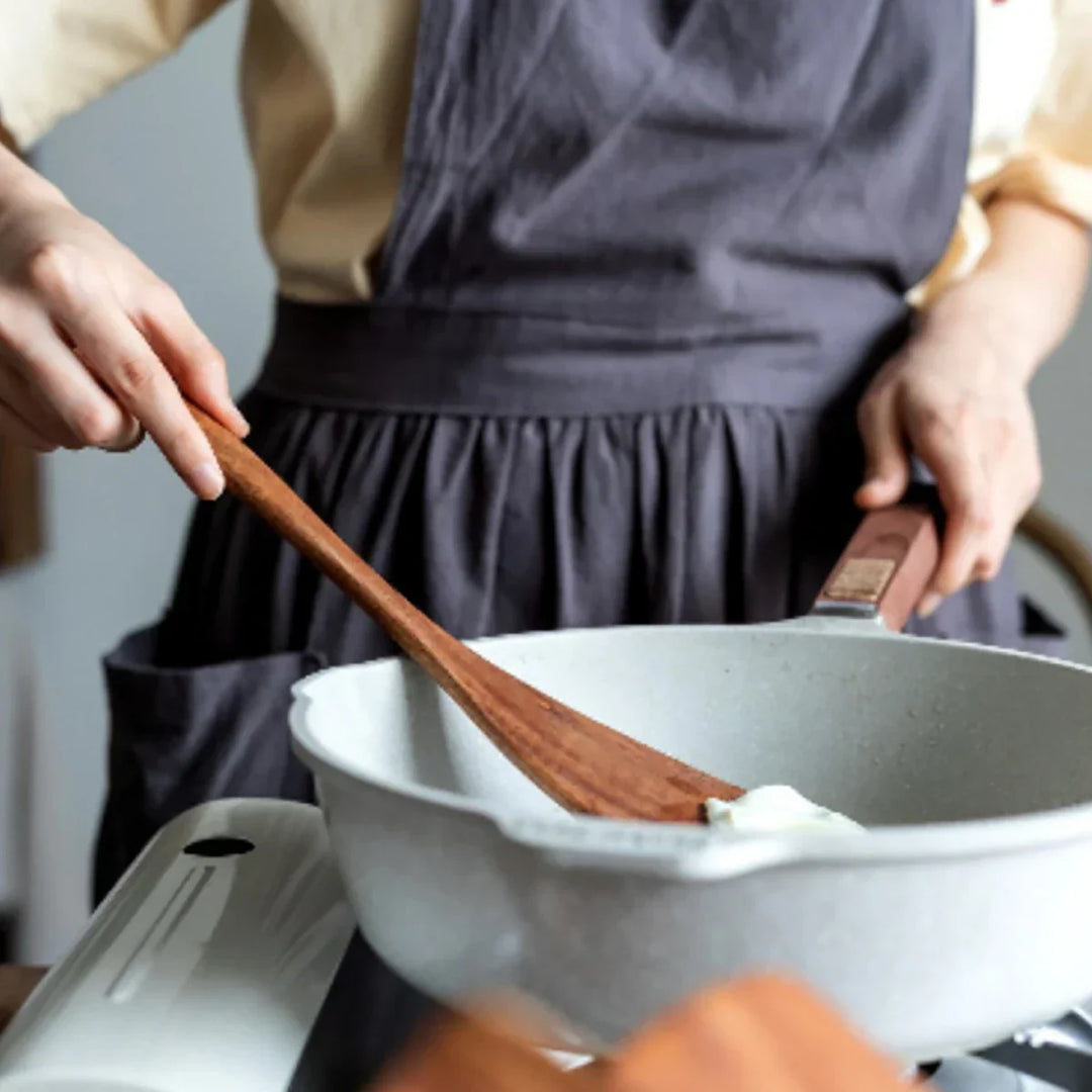 EcoWood – Luxurious wooden cookware set with Stornfield storage bucket