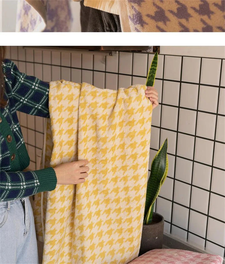 HoundLuxe Vintage Houndstooth Cotton Face Cloth Stornfield