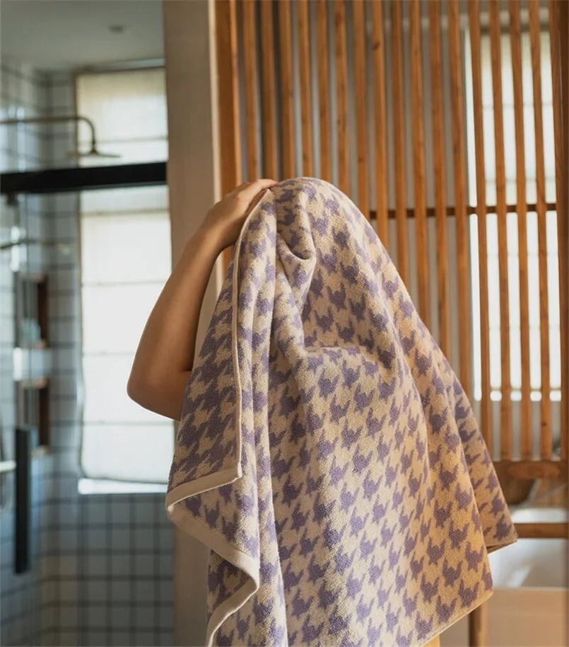 HoundLuxe Vintage Houndstooth Cotton Face Cloth Stornfield