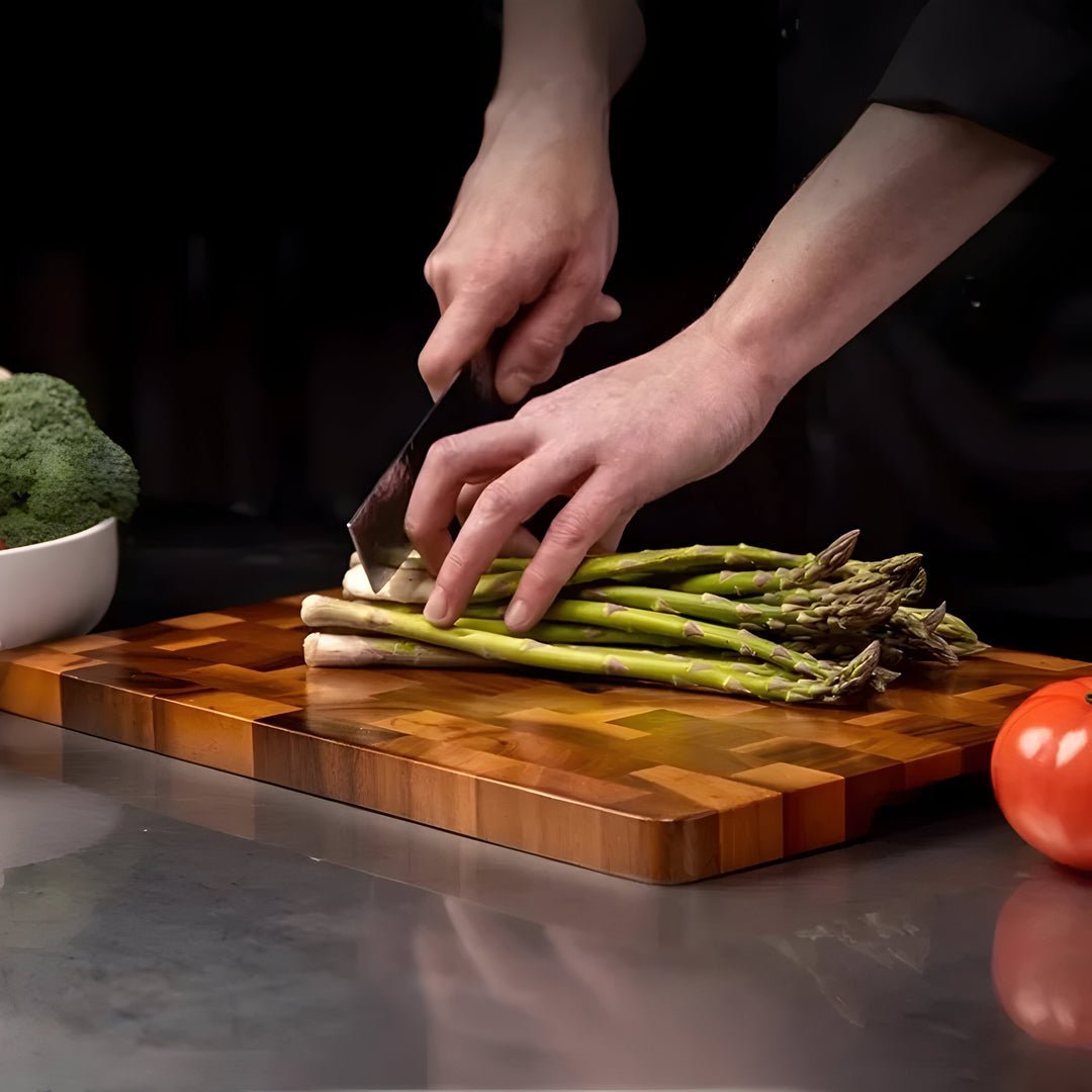 ChefHaven Board – Acacia Wood Cutting Board with Double-Sided Surface | Stornfield