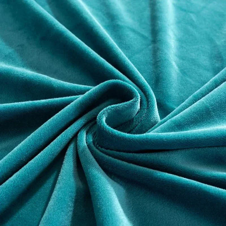 Stornfield | PlushFit - High-Quality Sofa Covers Made of Stretch Velvet