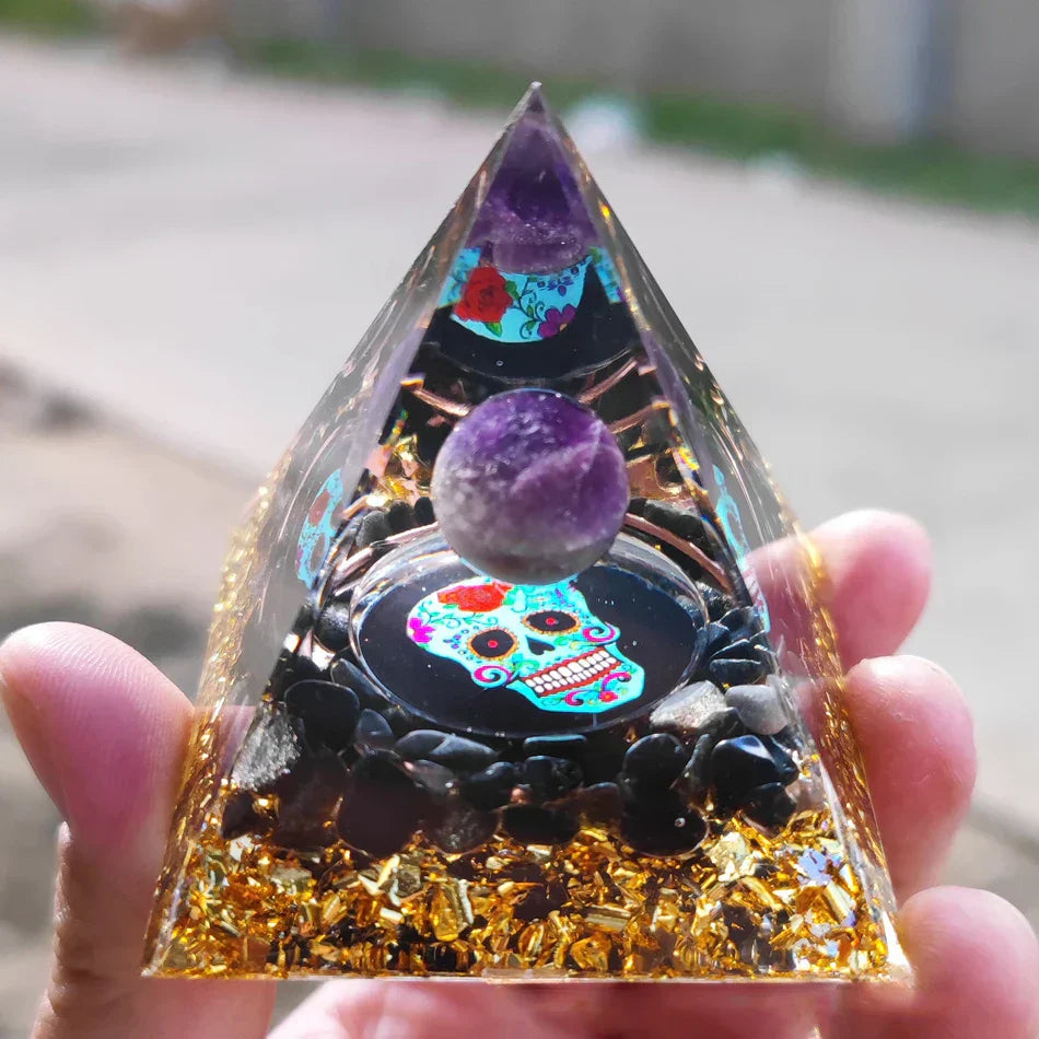 Orgonite Pyramid with Amethyst Pendulum – Energy, Protection and Decoration | Stornfield