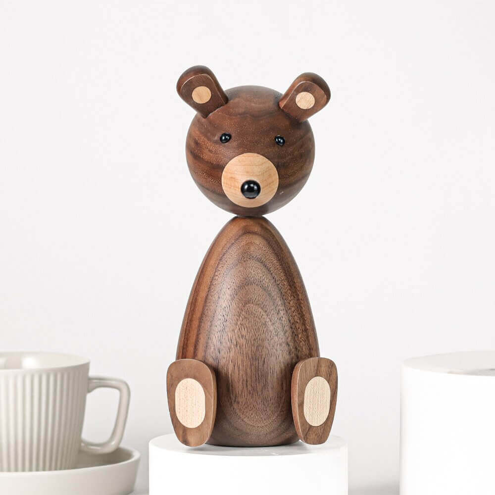 Stornfield | Danish Brown Wooden Bear Family Ornaments