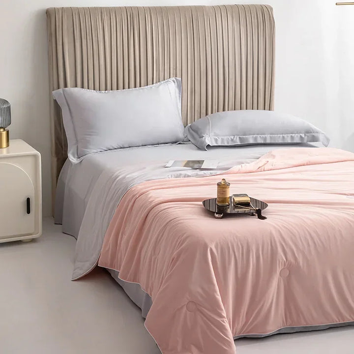 High-Quality Cooling Blanket – Smooth Air-Conditioning Comforter, Lightweight Summer Quilt with Double-Sided Cooling Fabric | Stornfield