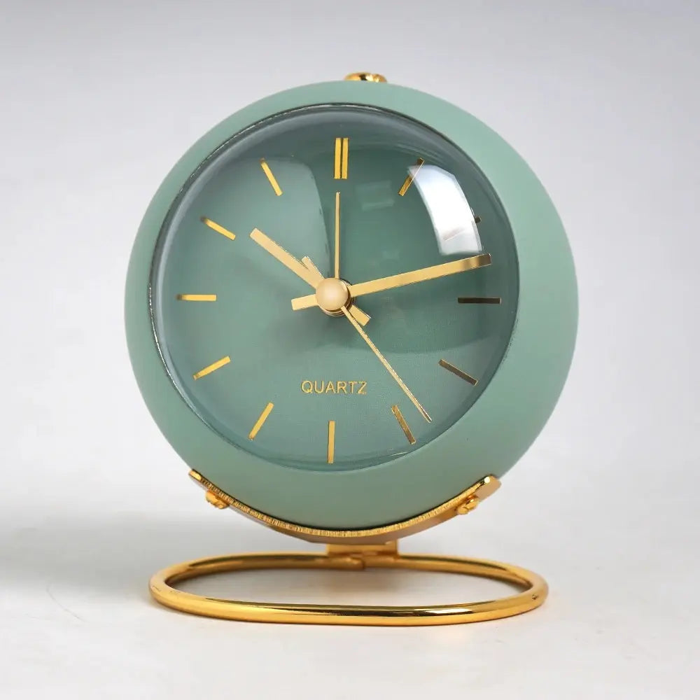 Minimalistic Scandinavian Desk Clock with Silent Quartz Movement | Stornfield