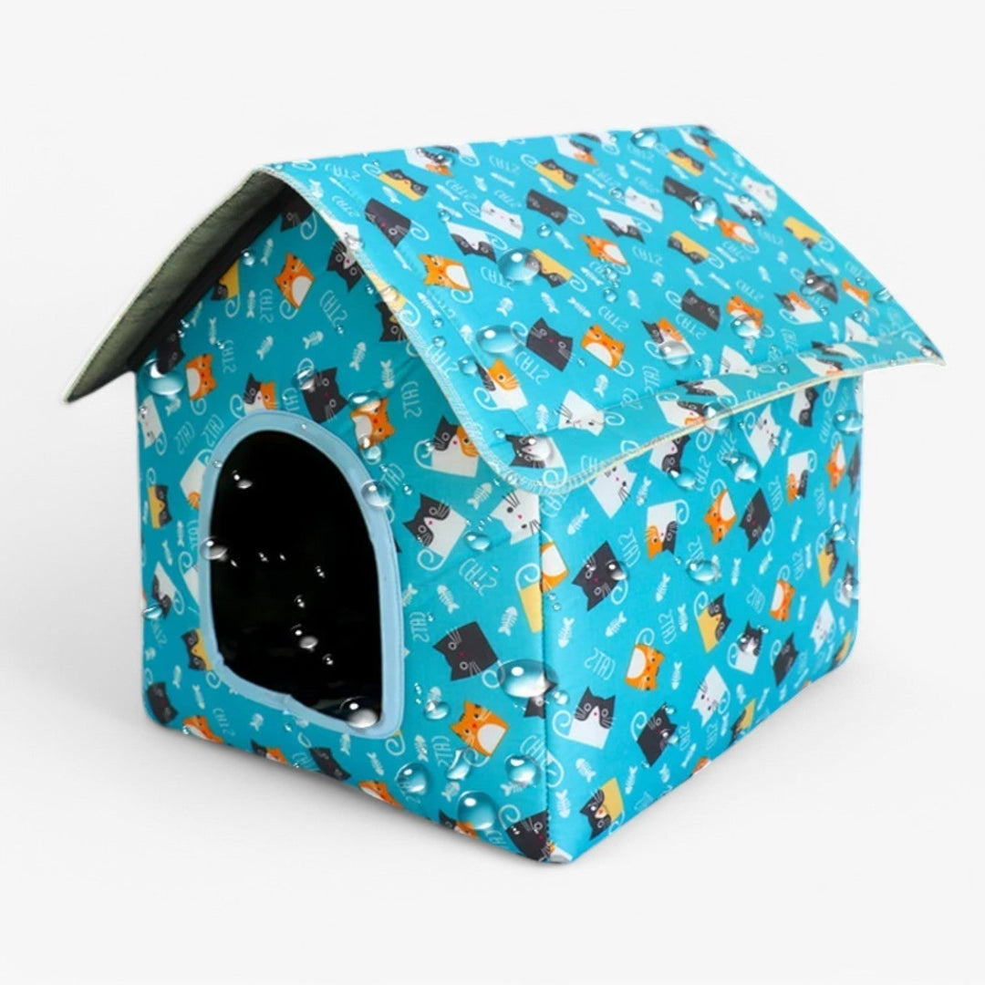 Weatherproof Animal House "CozyNest" for Cats and Small Dogs | Stornfield