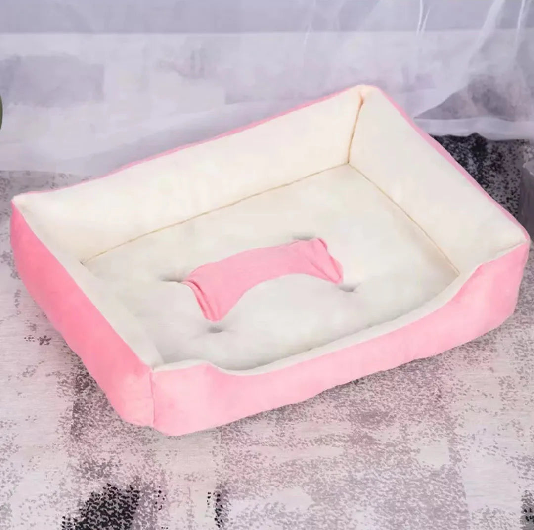 Modern and cozy linen dog bed Stornfield