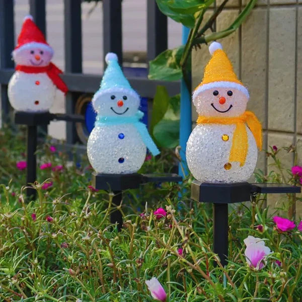 Solar-Powered Snowman Lamp - SolarSnow | Stornfield