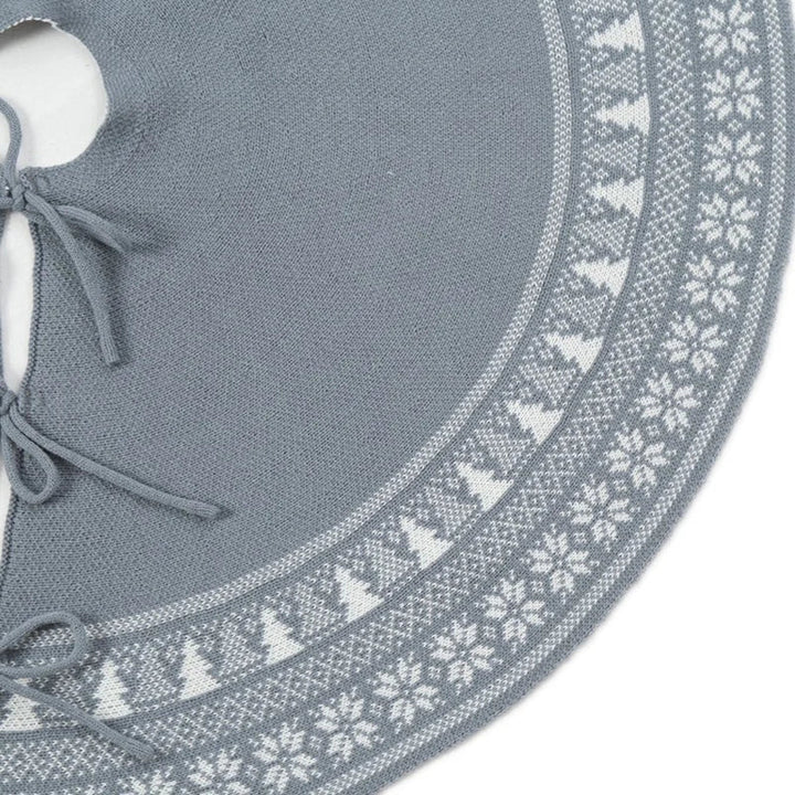 Plush tree Christmas tree skirt | Stornfield