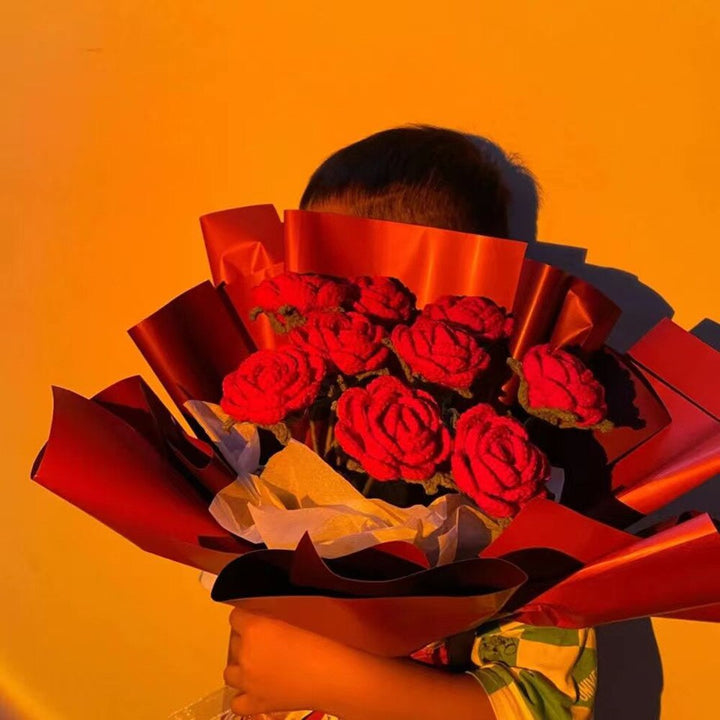Bouquet of hand-knitted roses