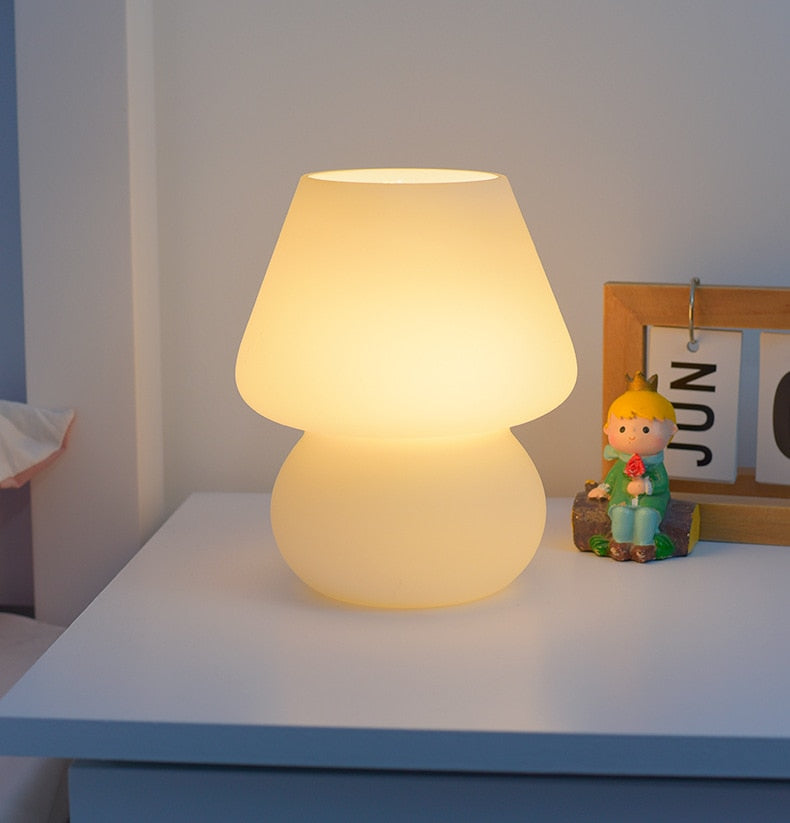 Stornfield | Mushroom-shaped Glass LED Desk Lamp