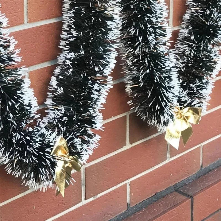 Christmas garland – Snow-flocked decor for indoor and outdoor decoration | Stornfield