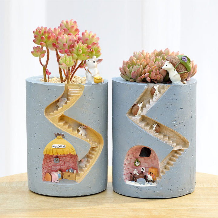 Stornfield | Fantastic Fusion: Unique Artistic Resin Flower Pots