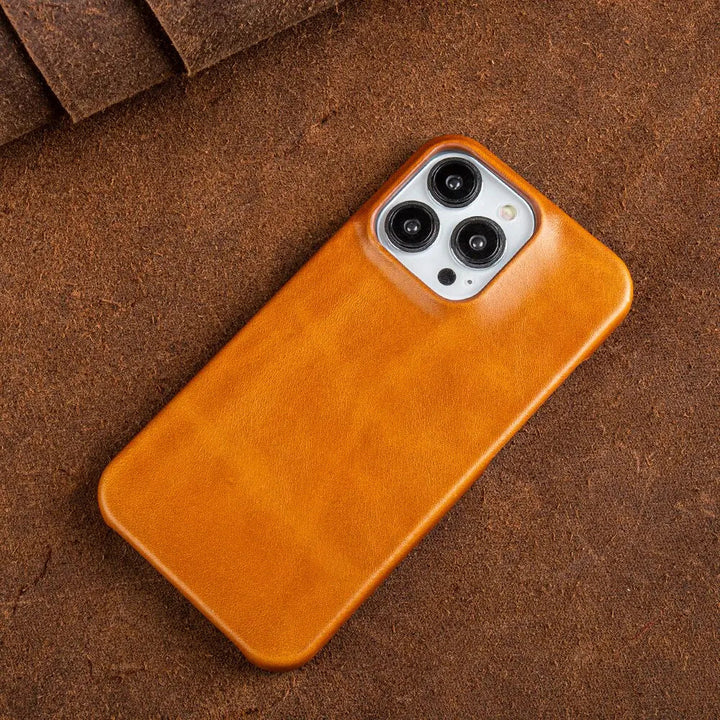 Stornfield | RoyalLeather: Luxurious, handmade case made of genuine cowhide leather for the iPhone