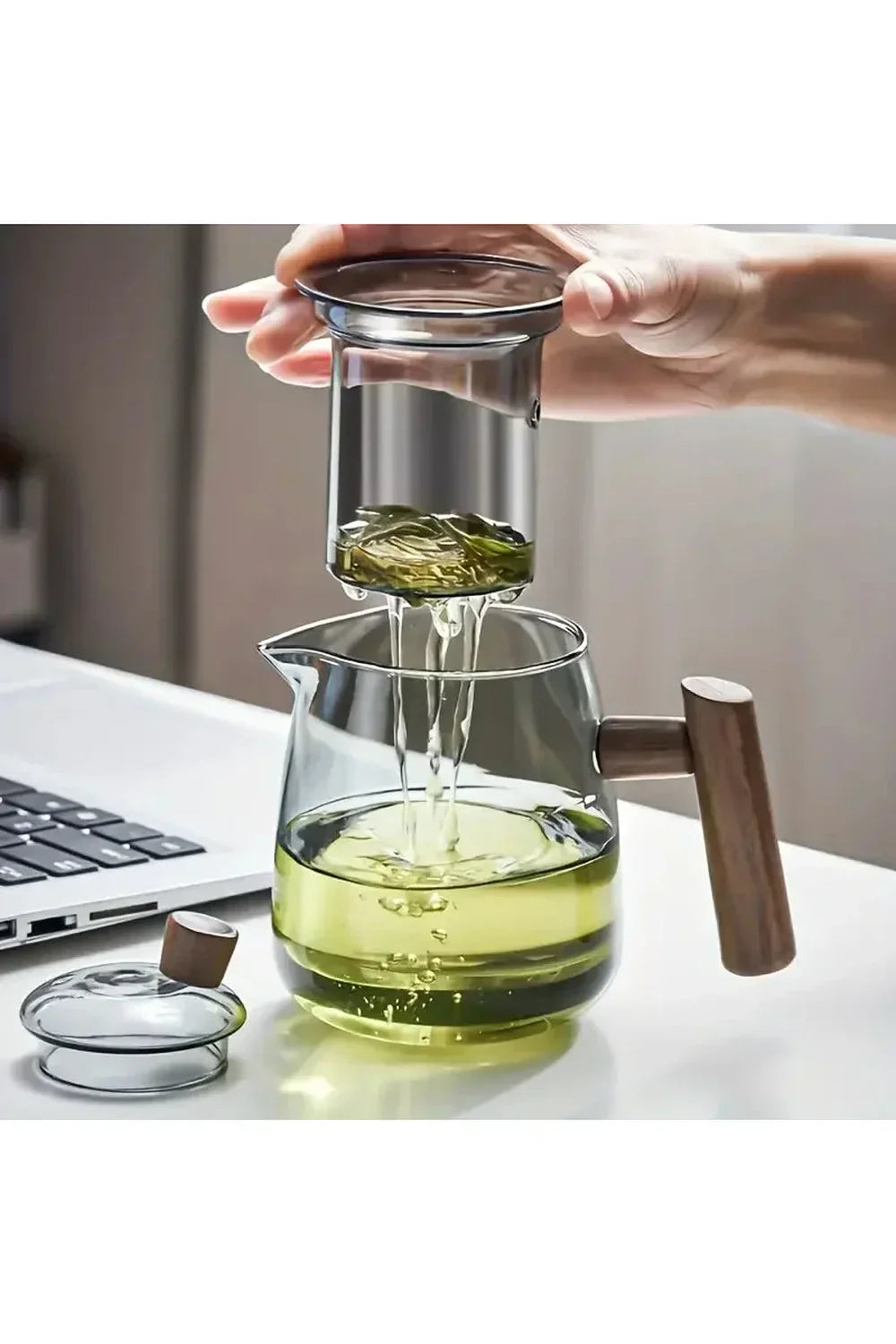 Stornfield | Wood Handle Glass Teapot