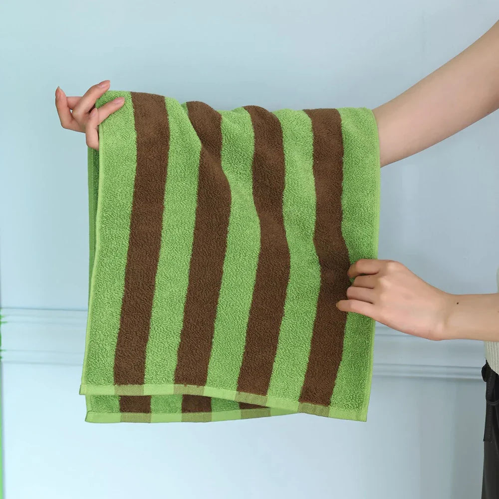 RetroStripe Luxe Cotton Towel – Striped Cotton Towel in Hotel Quality | Stornfield
