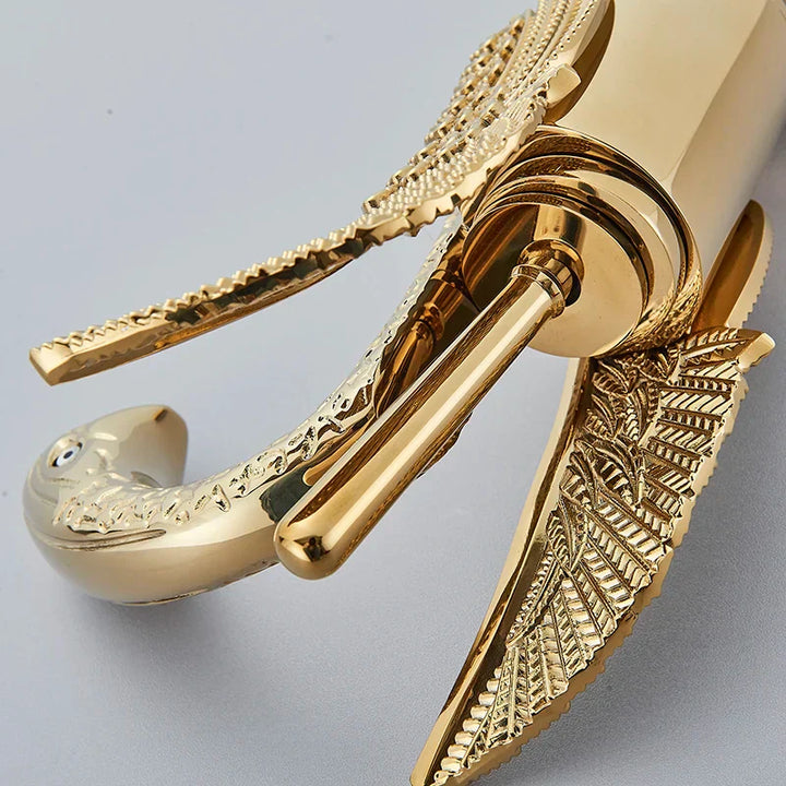 Stornfield | Swan Single Handle Golden Basin Faucet