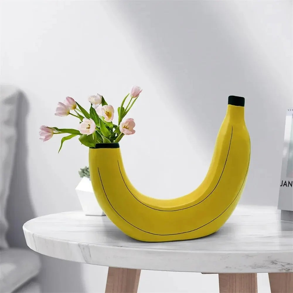 Stornfield | Banana Vase, Resin Flower Vase, Cute Banana Shape, Decorative Table Vase for Floral Arrangements, Living Room, Bedroom, Home Decor