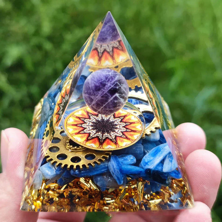 Orgonite Pyramid with Amethyst Pendulum – Energy, Protection and Decoration | Stornfield