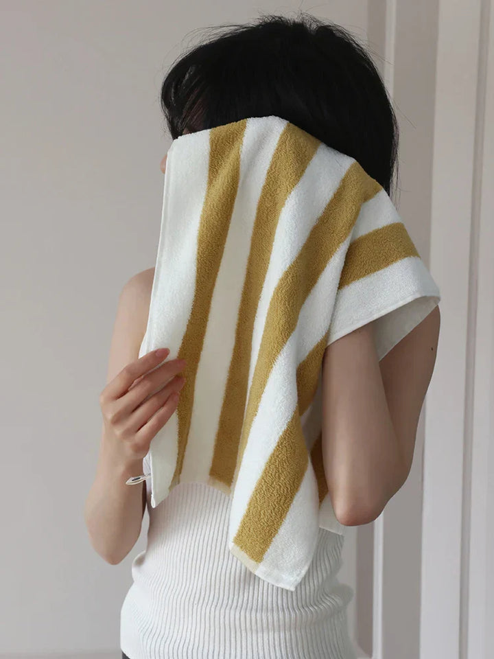 RetroStripe Luxe Cotton Towel – Striped Cotton Towel in Hotel Quality | Stornfield