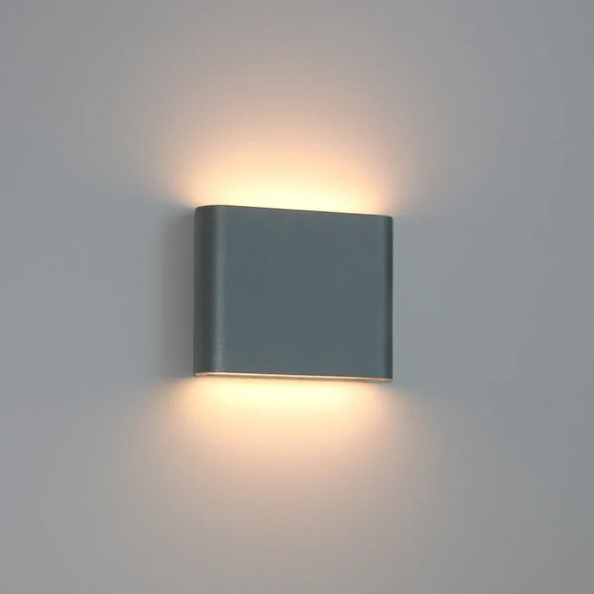 Weatherproof LED wall light, Robust decorative wall lamp for indoor and outdoor use | Stornfield