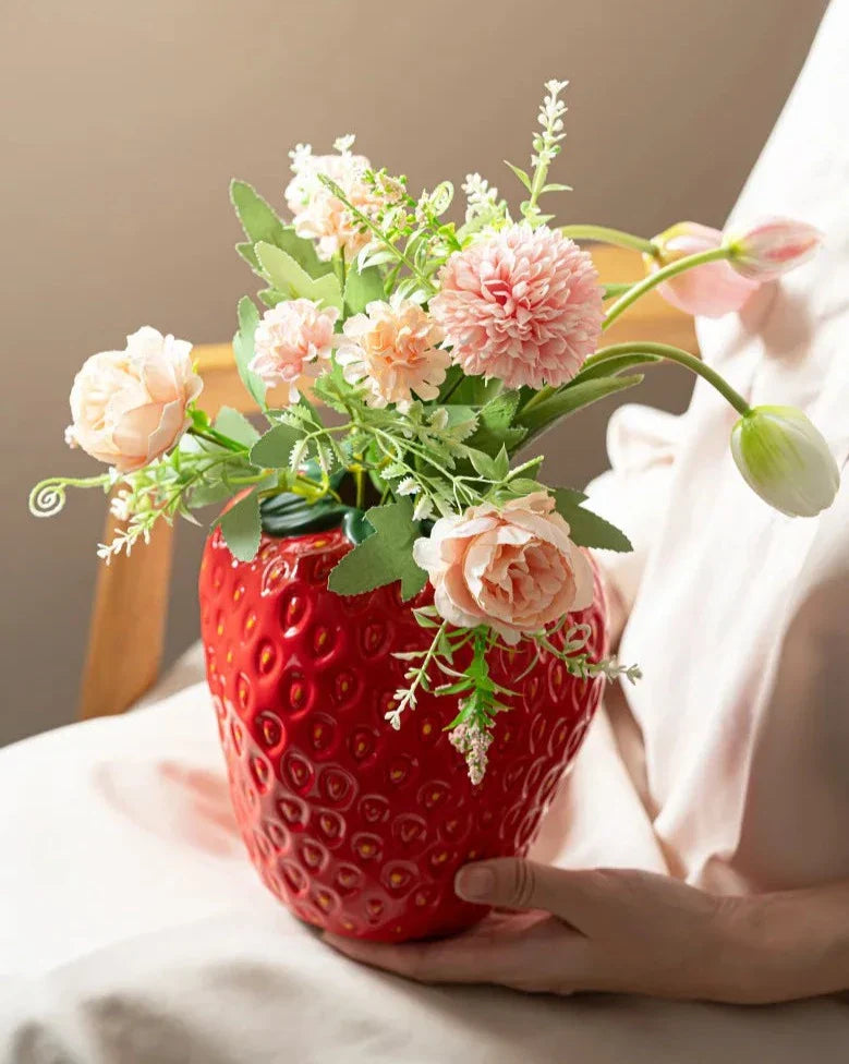 Stornfield | Ugly Strawberry Vase