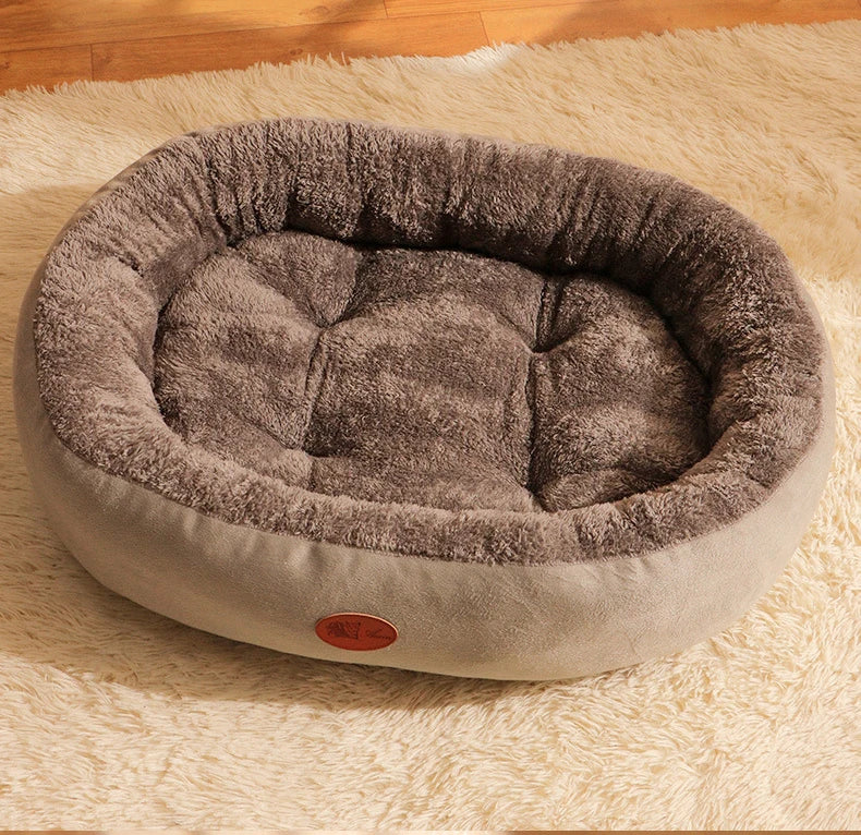 Stornfield Oval Plush Bed for Dogs & Cats